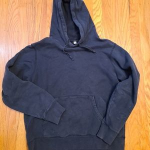 Uniqlo unisex black heavyweight hoodie size M
